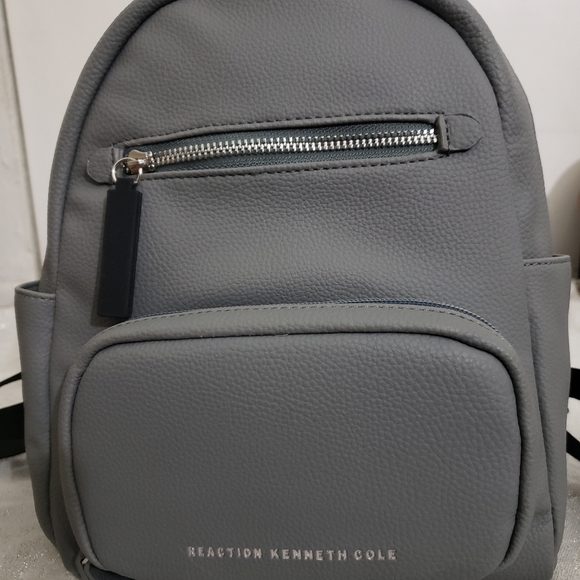 Reaction by Kenneth Cole - Picture 1 of 3
